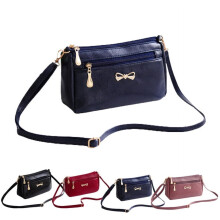 Módna crossbody kabelka cez rameno pre ženy z umelej kože, tmavo modrá