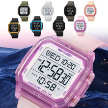 Montre numérique lumineuse étanche avec alarme – Cadran lumineux, résistante à l'eau, affichage clair, pour adolescents et adultes, 5 x 5 cm,