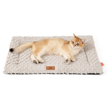 Selbstwärmende Haustiermatte 65 x 47 cm, Thermobett für Hunde und Katzen mit abnehmbarem Bezug – waschbar, rutschfest, für drinnen und draußen.
