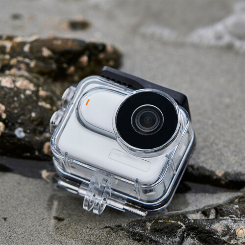 Action Camera Waterproof Dive Case for Insta360 GO 3 with Dustproof and Bracket 2