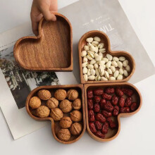 Kleines Herz-Holztablett-Set (4-teilig), stapelbare Serviertabletts für Snacks/Nüsse für Zuhause, Büro, Restaurant, Café – passend zu jeder