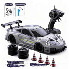 Carro de Drift RC para Adultos 1/20 2.4G com Controle Remoto, Luzes e Pneus Duplos, Veículo de Corrida para Crianças - Presente de Natal e