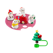 Conjunto de estatuetas de Papai Noel de Natal com base de exibição brilhante e acessórios decorativos para decoração de mesa natalina.