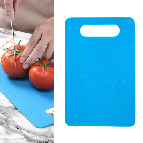 Lightweight Plastic Chopping Board 30cm x 20cm, Slip-Resistant 2