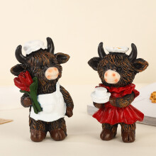 2Pcs Resin Highland Cow Figurine, Valentine's Day Gifts for Couple, Farmhouse Wedding Table Centerpieces Decorations