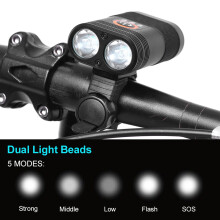 Aluminum Waterproof Bike Front Light 2400lm 80x45x25mm Black