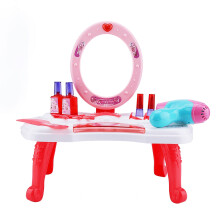 Coiffeuse de rêve avec éclairage magique, cadeau parfait pour les rêves royaux de votre petite princesse.