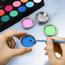 24Pcs Makeup Palette Stainless Steel Small Round Paint Tray Artist Watercolours Paint Mixing Palette Tray for Artist