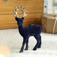 Weihnachtsdeko mit Rentieren: Glitzernde Rentierfiguren (13 x 8,5 x 2 cm), Hängeornamente und Tischdeko für die Feiertage/das Dorf.