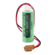 3V CR17450SE-R2500mah PLC-akku FANUC A98L-0031-0012:lle pistokkeella