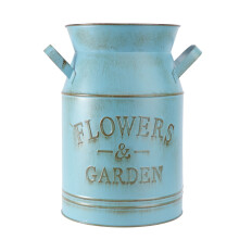 1 vaso decorativo in ferro verde per composizioni floreali con funzione portafiori, ideale per cene e feste in casa. Dimensioni: 30 x 18,5 cm.