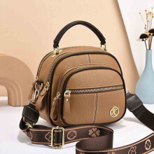 Echt lederen schoudertas/crossbodytas voor dames met verstelbare riem, telefoonvak en ritssluiting aan de binnen- en buitenkant.