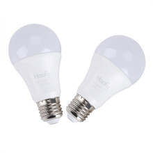 Kvalitets-LED-lyspærer, automatisk skumrings-til-daggry-sensor, dagslyshvit 5000K, 7W ikke-dimbar, A19E26/E27-sokkel, 10 000 timers levetid, pakke