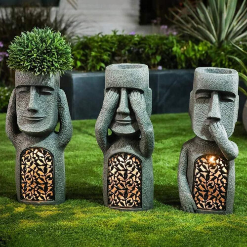 Άγαλμα Moai από πολυρεζίνη, μια εξαιρετική θήκη γυαλιών από πολυρεζίνη και ένα έργο 2