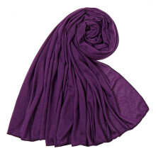Cachecol longo feminino de cor sólida, em tecido moletom, para aquecer o pescoço e a cabeça, na cor roxa escura.