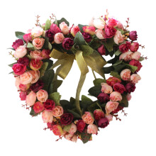 Couronne de roses roses en forme de cœur avec rubans, 35 cm (13,8 pouces), pour la Saint-Valentin, les mariages et la décoration intérieure –