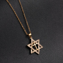 Kreuzanhänger-Halskette, 14 Karat vergoldet mit Zirkonia