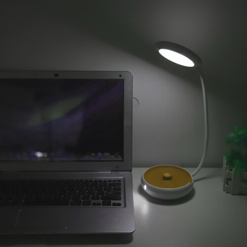 Touch Control Reading Light for Cozy Evenings, Large Irradiated Area Ensures Clear Visibility 2