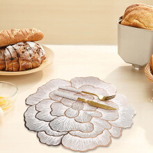 Round Placemats for Dining Table Floral Placemats Rose-Shaped Placemats Heat Resistant Reusable Table Mats for Wedding Party Kitchen Decorations