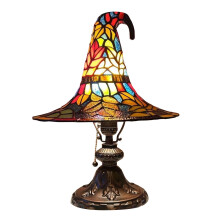 Lampe chapeau de magicien hanté en résine vitrail, décoration gothique