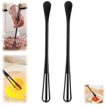 Batidora de huevos multifuncional 2 en 1 con cuchara para condimentos, varillas de plástico antiarañazos, color negro, 2 unidades – Compatible