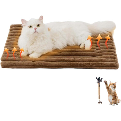 Cama autoaquecida para cães e gatos com base antiderrapante.