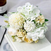 Fleur artificielle exquise pour mariage à main – Accessoire de photographie romantique, décoration élégante et cadeau pour les jeunes mariés,