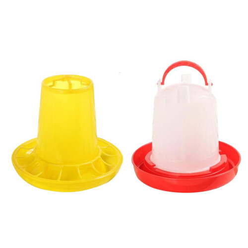 Chicken Feeder and Waterer Set for Up to 25 Chicks
