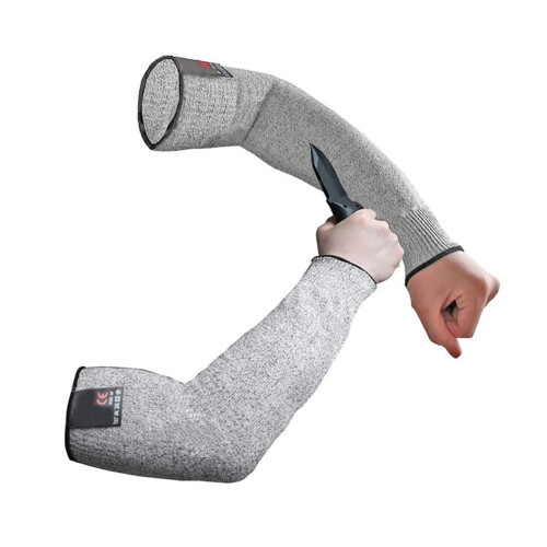 Level 5 HPPE cut-resistant sleeves provide protection for chainsaw work