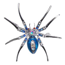 Modieuze damesbroche met kristallen strass steentjes, emaille en spinnenmotief, blauw, voor op hoed of hoed.