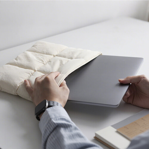 Capa protetora macia para laptop de 13 polegadas/15,6 polegadas, tipo almofada, ideal para notebooks leves. 1