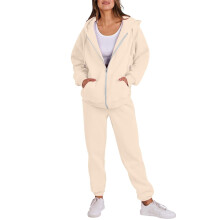 Conjunto de calça jogger elástica e blusa de moletom com zíper frontal para mulheres. Confeccionada em poliéster leve com bolsos funcionais.
