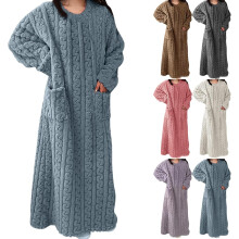 Winter Coral Velvet Nightgown, One Size Fits All – Warm Loungewear for Women, Compatible with Flannel Dress Home