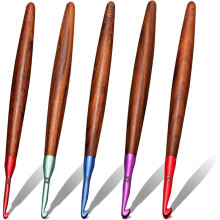 Crochet Hooks 5 PCS, 3mm-5mm Ergonomic Crochet Hook Set, Aluminum Crochet Hook with Wooden Handle