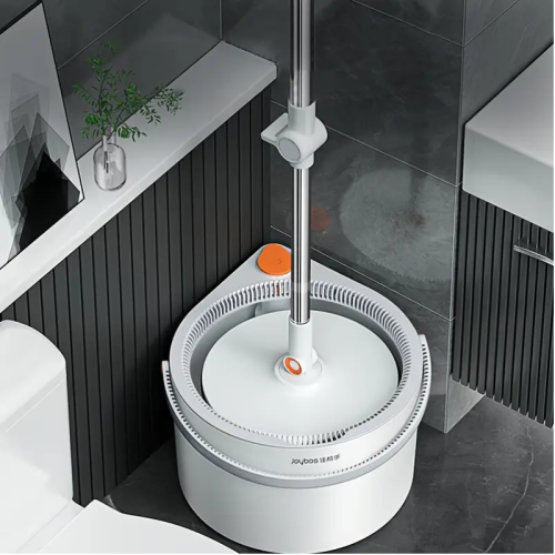 Spin Mop with Bucket & 4 Reusable Pads 1