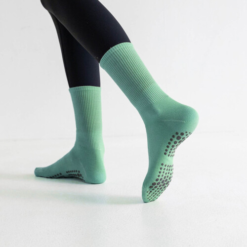 Women's Solid Yoga Socks with Silicone Grip 1 Pair 1