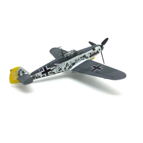 Στρατιωτικό Αεροσκάφος BF109 από Κράμα Αεροσκάφους Β' Παγκοσμίου Πολέμου, Μοντέλο 1