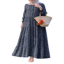 Langes, mehrlagiges, geblümtes, langärmeliges Freizeitkleid für muslimische Frauen