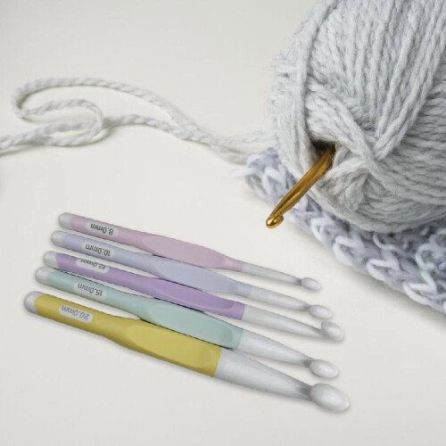 Tizuqe 8mm-20mm Ergonomic Crochet Needle Soft Handle Crochet Hook for Beginner 2