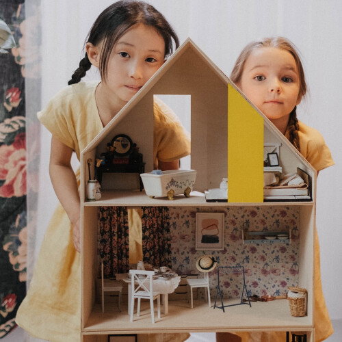 Kleiderständer-Set für Mini-Puppenhäuser 1