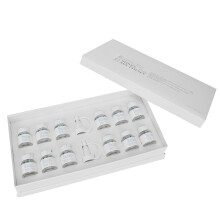 Hydraterende ampullenset voor het herstellen van de huidbarrière, kalmeert geïrriteerde huid en bevordert de huidgezondheid dankzij