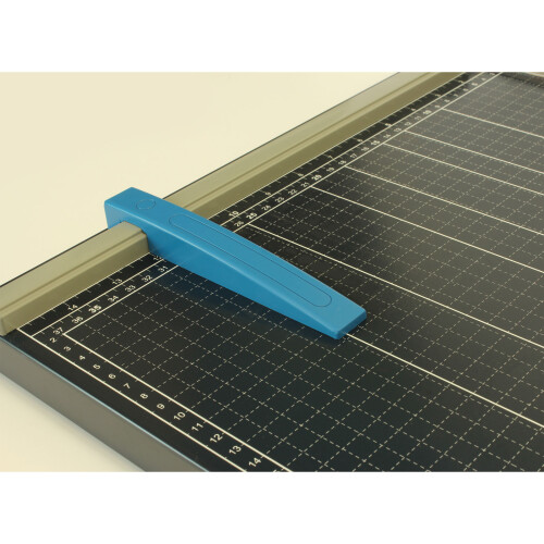 Cathedral Products ARTGA3 A3 Guillotine 10 sheet capacity 2