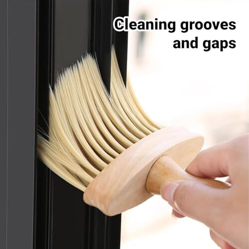 Instrument Dusting Brush Solid Wood Guitar Cleaner Brush Care Cleaning 2