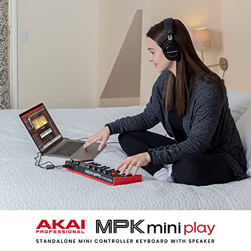 MIDI Controller Bundle - AKAI MPK Mini Play MK3 MIDI Keyboard with MPC 1