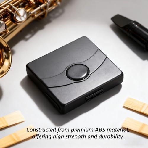 8 Pcs Saxophone Clarinet Reed Case 1