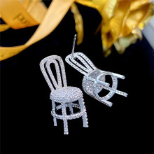 Vol met Strass-Steentjes, Driedimensionale, Stijlvolle, Overdreven Holle Damesstoel, Kleine Stoel, Coole Oorbel B