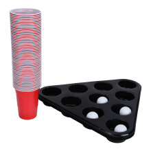 Jeu de beer pong phosphorescent portable tout-en-un pour les soirées. Comprend des balles lumineuses LED et des gobelets réutilisables. Durable et