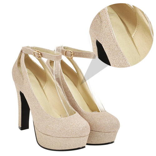 1Paire Chaussures Dorées 2