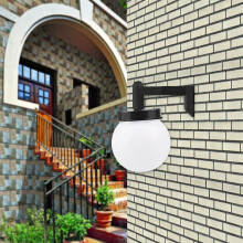 Solar Powered Vintage Style Outdoor Wall Light Led Globe Design With Die Cast Aluminum Body And Tree Trunk Protector Wrap Support