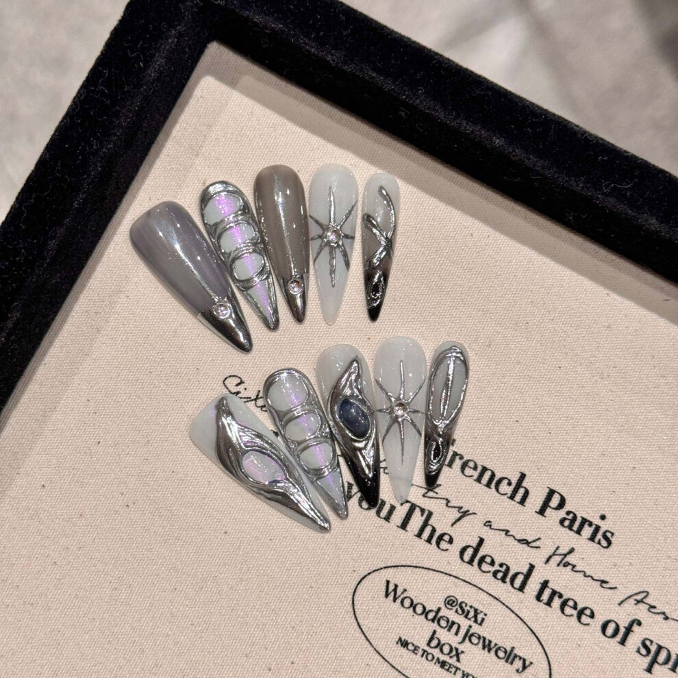 Dachuang Beauty Silver (L) Print Handmade Fake Nails - Long Lasting Stage Wear